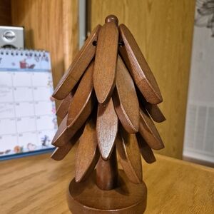 Wooden Trivets For Hot Dishes, Set Of 4, NWOT